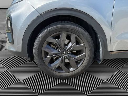 Used 2020 Kia Sportage S w/ S FWD Sunroof Package image 9