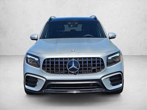 Used 2024 Mercedes-Benz GLB 35 AMG 4MATIC image 2
