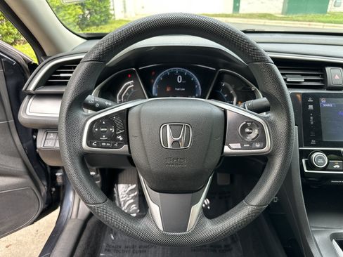 Used 2018 Honda Civic EX image 19