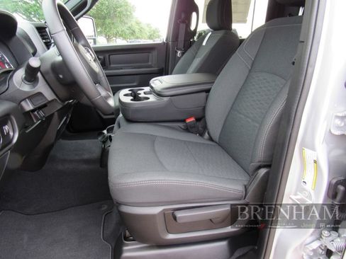 Used 2026 RAM 2500 Tradesman AWD/4WD image 9