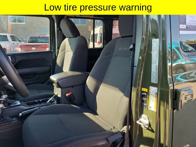 Certified 2023 Jeep Wrangler Unlimited Sahara AWD/4WD image 24