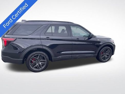 Certified 2025 Ford Explorer ST-Line w/ ST-Line Street Pack AWD/4WD image 6