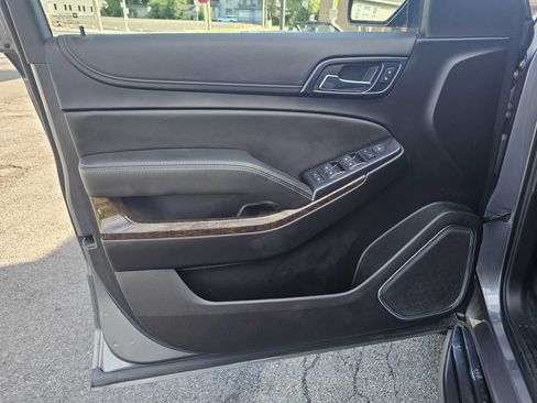 Used 2019 Chevrolet Tahoe LS w/ All-Season Package AWD/4WD image 11