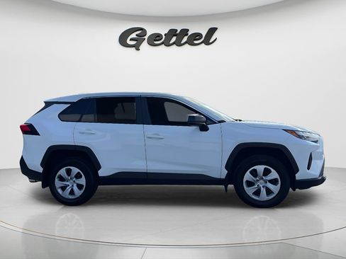Used 2025 Toyota RAV4 LE FWD image 4