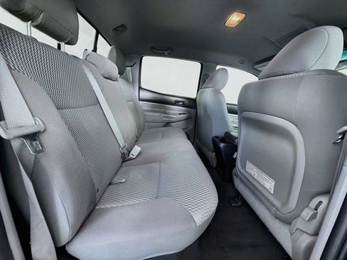 Used 2015 Toyota Tacoma PreRunner w/ SR5 Package RWD image 25