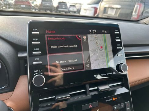 Used 2022 Toyota Avalon Touring image 19