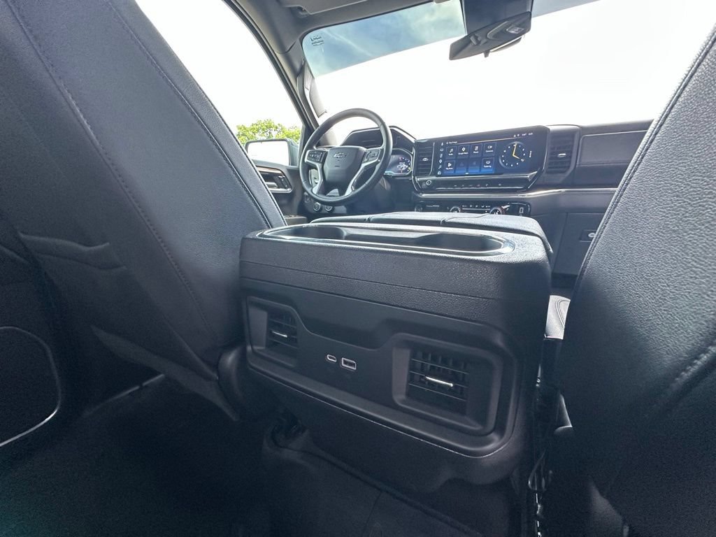 Used 2024 Chevrolet Silverado 1500 LT Trail Boss w/ Convenience Package II AWD/4WD image 25