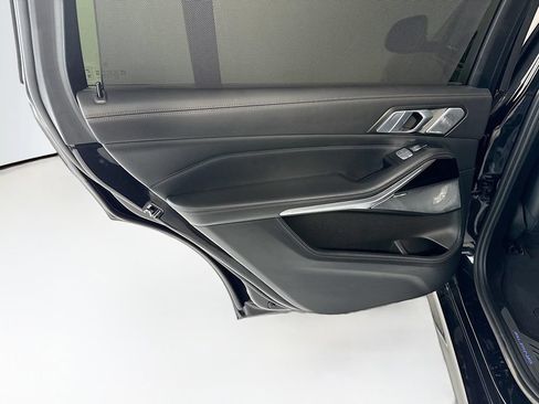 Used 2021 BMW ALPINA XB7 AWD/4WD image 27
