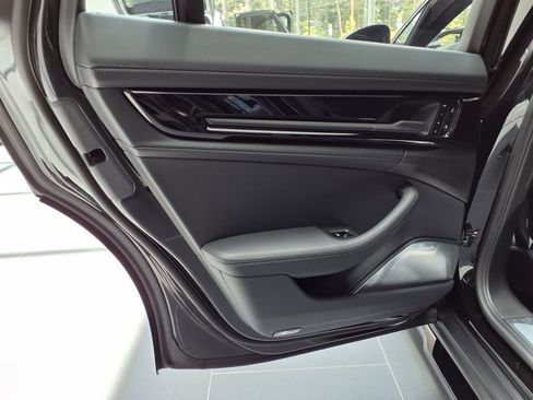 New 2025 Porsche Panamera Turbo image 27