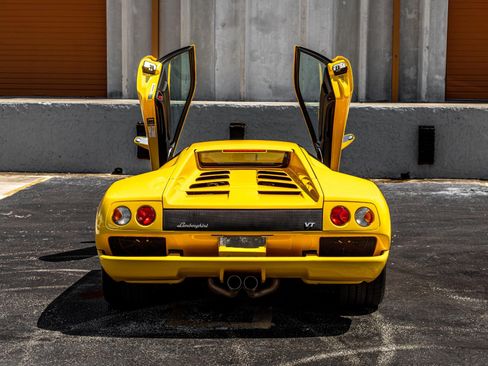 Used 2001 Lamborghini Diablo VT image 36