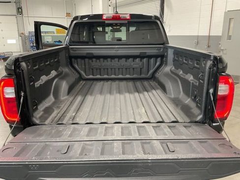 Used 2024 GMC Canyon Denali AWD/4WD image 21