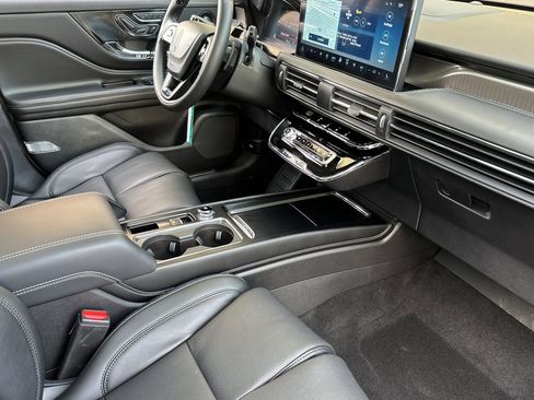 New 2025 Lincoln Corsair Grand Touring w/ Equipment Group 302A image 15