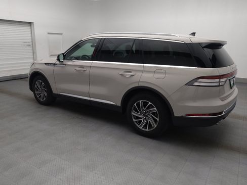 Used 2021 Lincoln Aviator 2WD image 3
