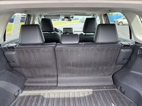 Used 2021 Toyota RAV4 XLE Premium AWD/4WD image 16