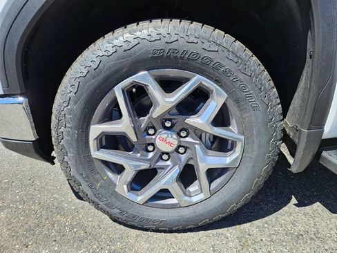 New 2026 GMC Sierra 1500 SLT w/ SLT Premium Plus Package AWD/4WD image 9