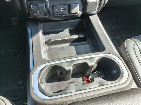Used 2019 Chevrolet Silverado 1500 LTZ AWD/4WD image 28