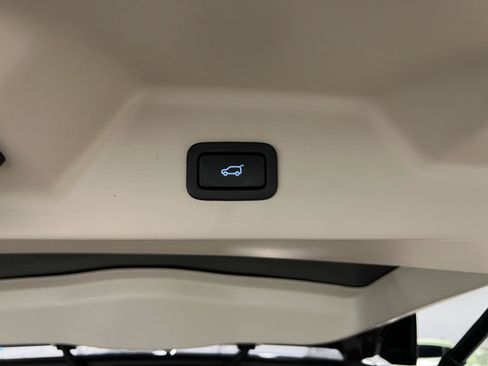 Used 2021 Land Rover Range Rover P525 Westminster Edition AWD/4WD image 38