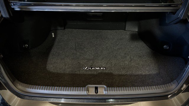 Used 2023 Lexus ES 350 w/ Premium Package FWD image 42