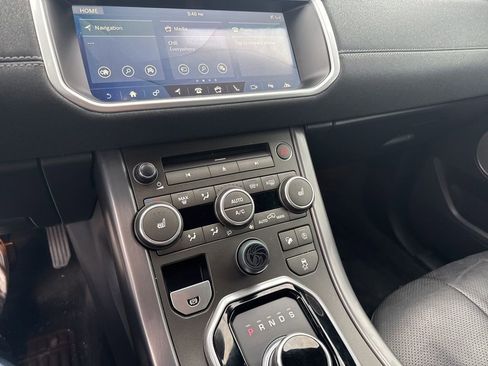 Used 2019 Land Rover Range Rover Evoque Landmark Edition image 15