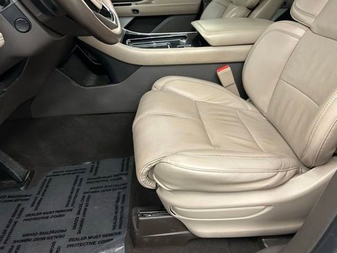 Used 2020 Lincoln Aviator Reserve w/ Equipment Group 202A image 18