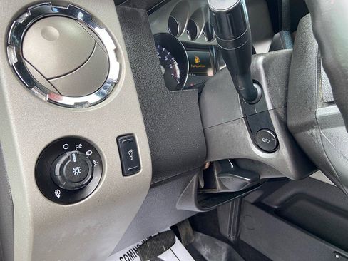 Used 2014 Ford F250 Lariat w/ Lariat Ultimate Package AWD/4WD image 8