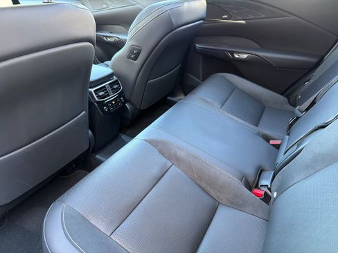 Certified 2025 Lexus RX 450h AWD w/ Convenience Package image 4