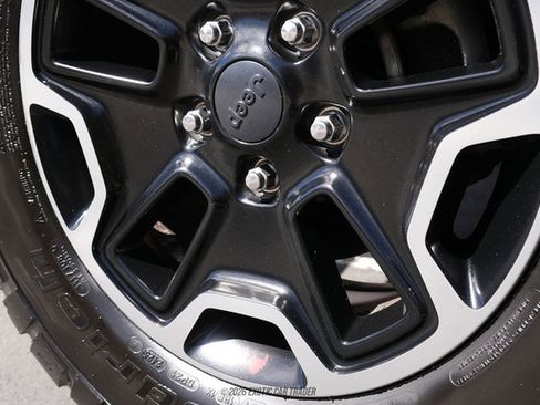 Used 2016 Jeep Wrangler Unlimited Rubicon image 72