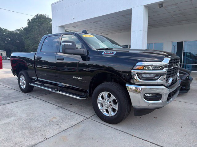 Used 2026 RAM 2500 Big Horn AWD/4WD image 1