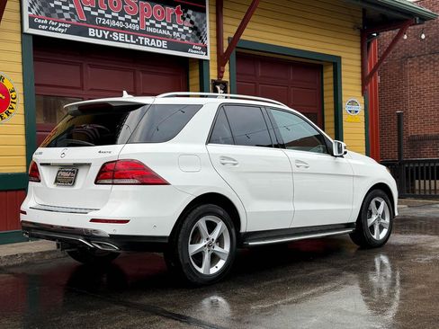 Used 2017 Mercedes-Benz GLE 350 4MATIC image 4