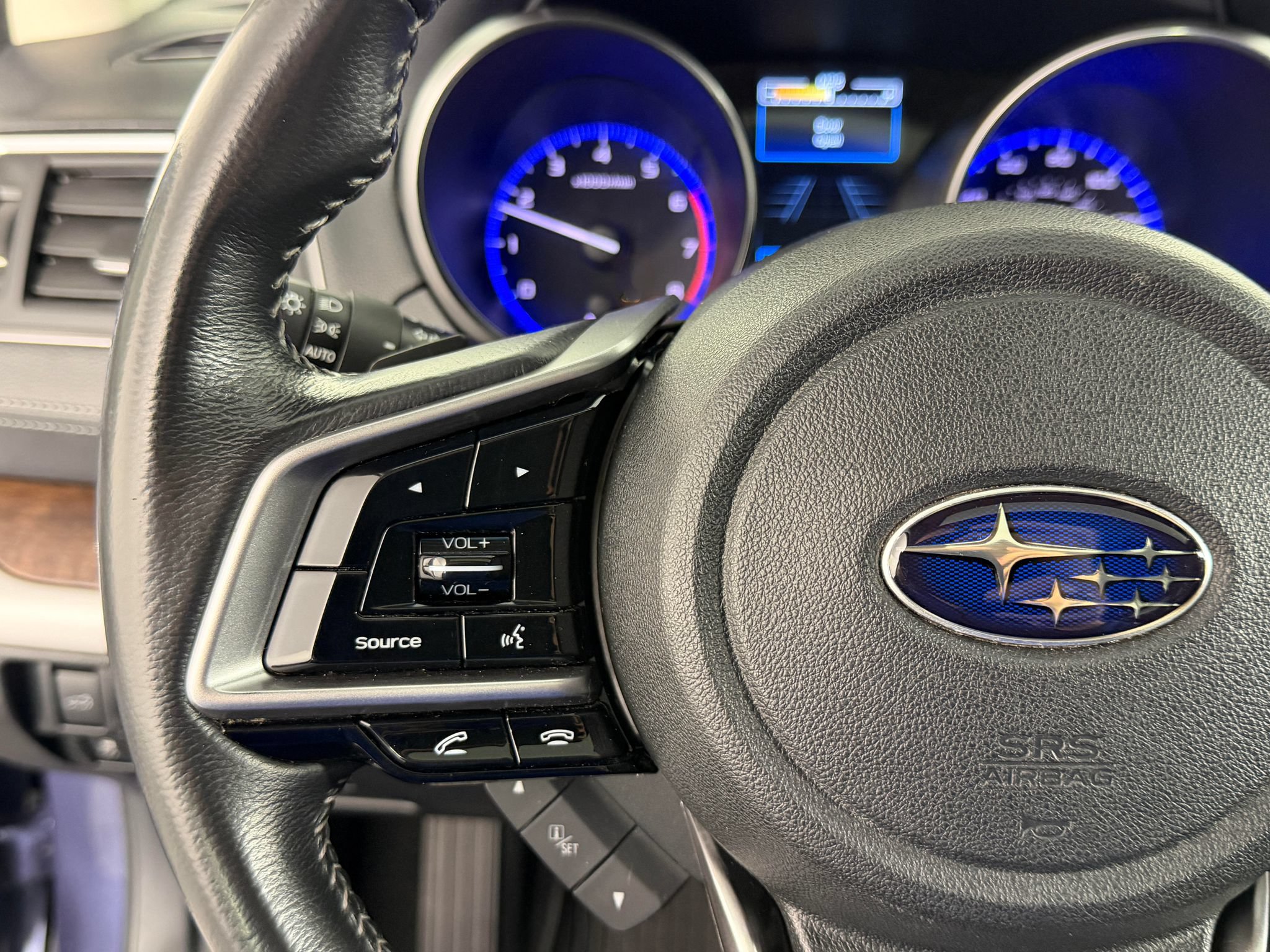 Used 2018 Subaru Outback 2.5i Limited AWD/4WD image 24