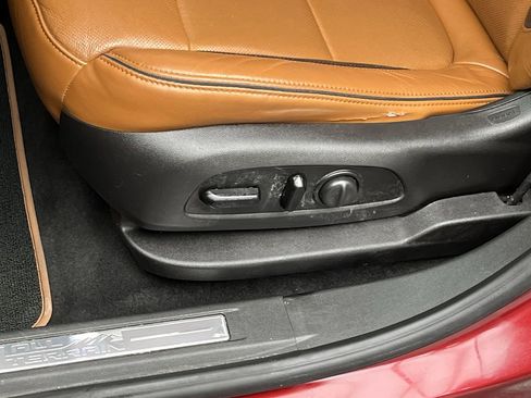 Used 2017 GMC Acadia SLT image 10