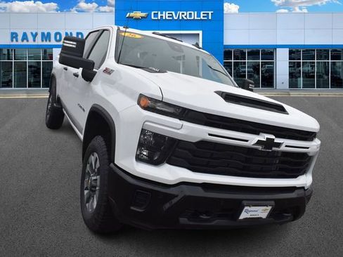 New 2026 Chevrolet Silverado 2500 Custom w/ Custom Value Package image 10