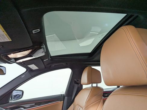 Used 2020 BMW 530i xDrive w/ Premium Package AWD/4WD image 13