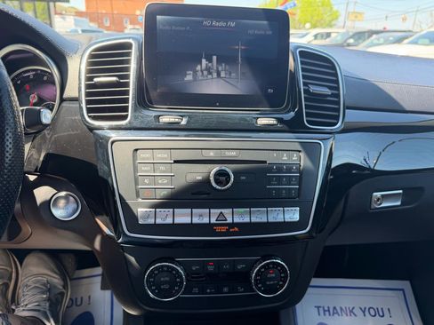 Used 2017 Mercedes-Benz GLS 550 4MATIC image 13