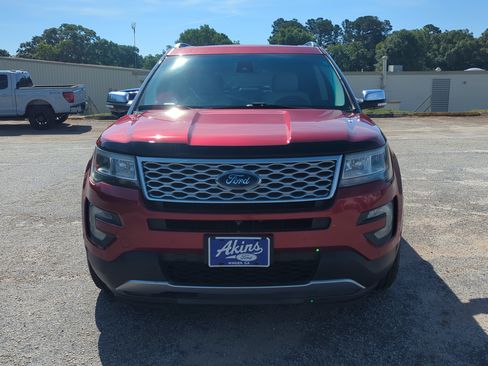Used 2016 Ford Explorer Platinum AWD/4WD image 7