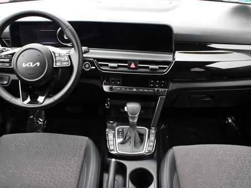 Used 2024 Kia Seltos X-Line image 11