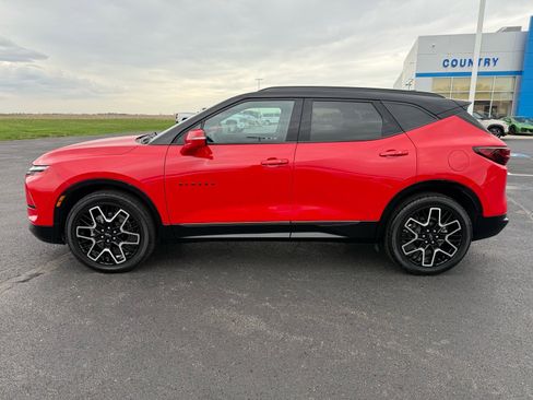 Used 2023 Chevrolet Blazer RS w/ Driver Confidence II Package AWD/4WD image 2