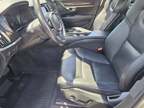 Used 2018 Volvo S90 T5 Momentum w/ Convenience Package AWD/4WD image 13