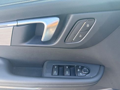 Used 2026 Buick Enclave Preferred FWD image 19
