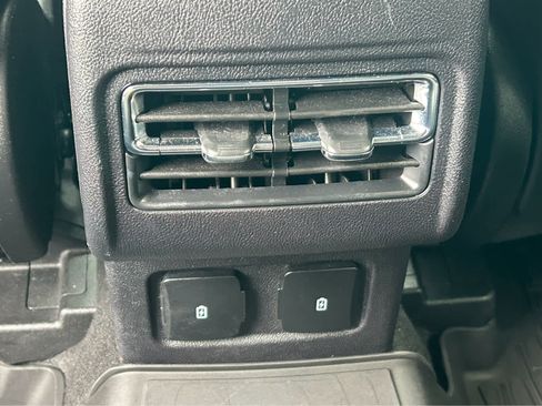 Used 2024 Lincoln Corsair FWD w/ Equipment Group 101A image 14