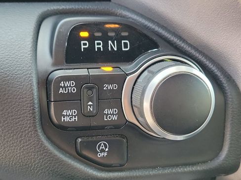 Used 2023 RAM 1500 Big Horn AWD/4WD image 27