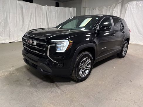 Used 2026 GMC Terrain Elevation FWD image 3