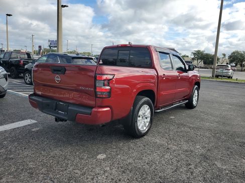 Certified 2022 Nissan Frontier SV image 4