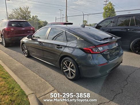 Used 2023 Honda Civic LX image 4