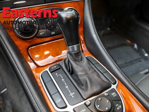 Used 2005 Mercedes-Benz SL 500 image 13