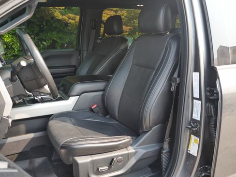 Used 2015 Ford F150 Lariat w/ Equipment Group 501A Mid AWD/4WD image 34