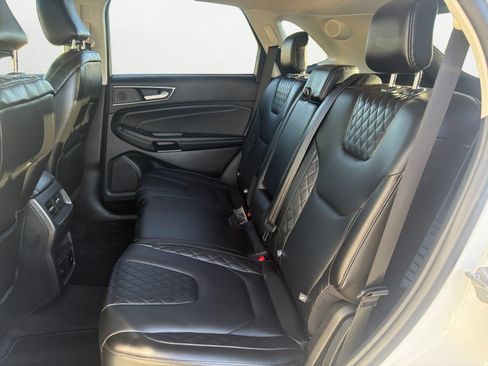 Used 2024 Ford Edge Titanium AWD/4WD image 11