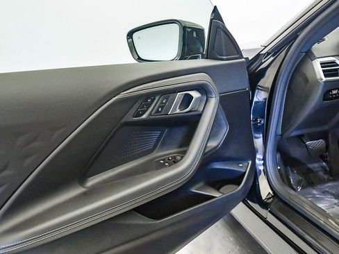 Used 2025 BMW 230i 230i w/ Convenience Package image 20