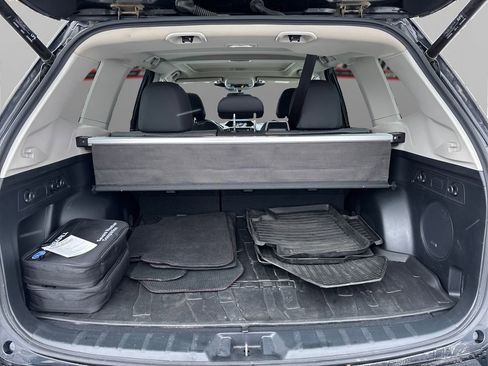 Used 2023 Subaru Forester Sport image 11