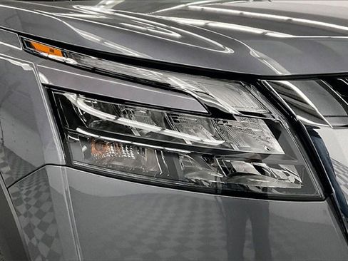 New 2025 Nissan Pathfinder Platinum w/ Cargo Package image 14